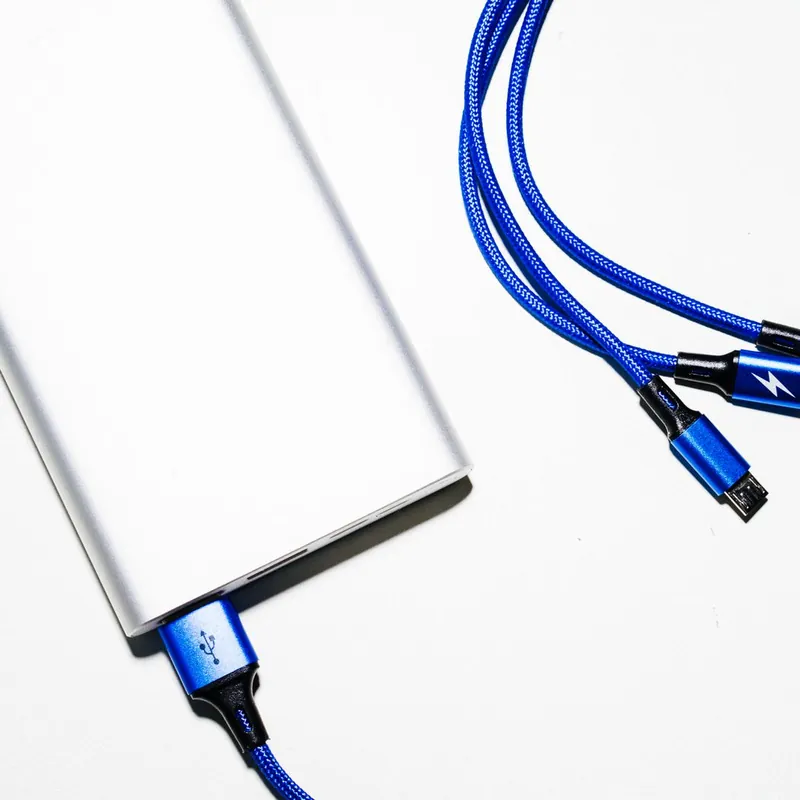 Batería portátil + cable